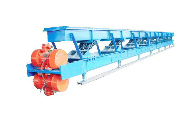 耐高溫長距離振動(dòng)輸送機(jī)